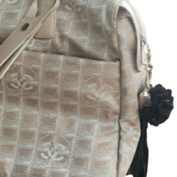 đ
șauth Chanel Travel Line Tote Bag Fabric #N6999H78 - Picture 14 of 15